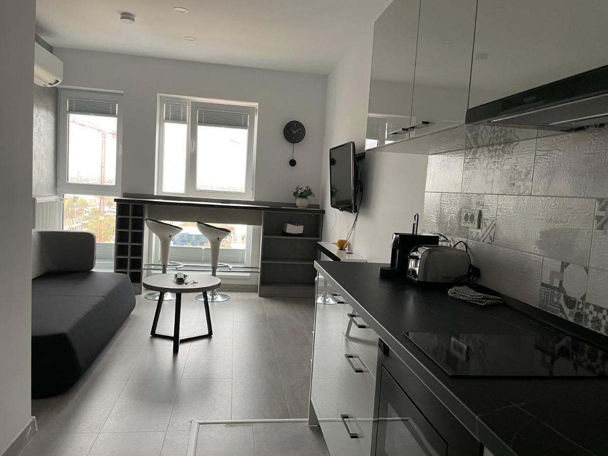 Beautiful Penthouse Lakeview W18 Bukarest Eksteriør billede