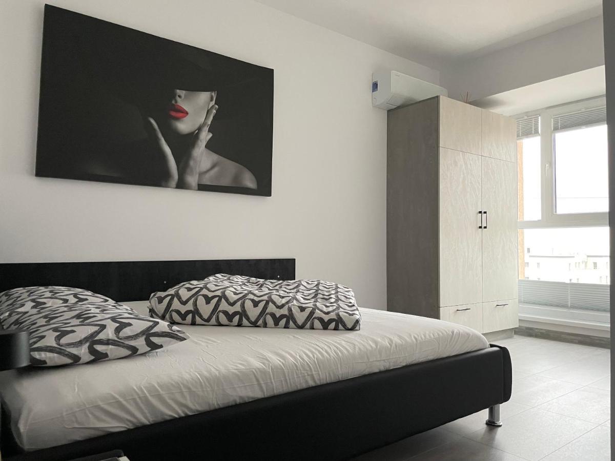 Beautiful Penthouse Lakeview W18 Bukarest Eksteriør billede